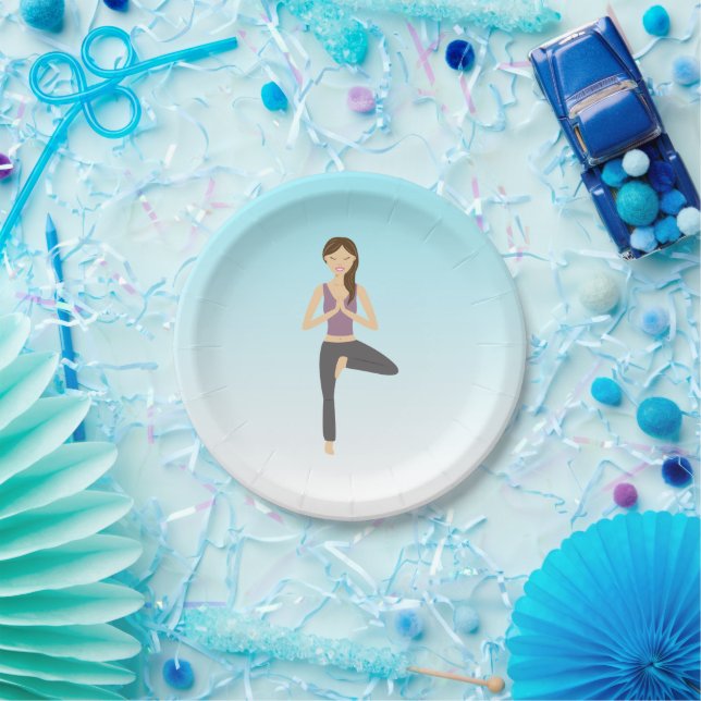 Yoga-Frau in Baum-Pose Pappteller (Party)