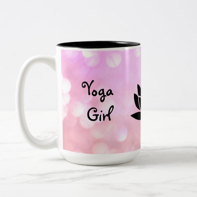 Yoga Girl Namaste Design Zweifarbige Tasse (Links)