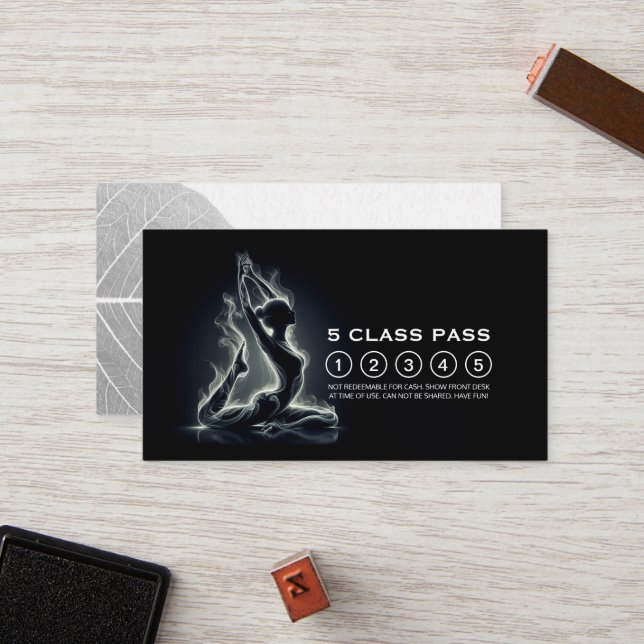 Yoga Instructor Class Pass für die King-Taube Treuekarte (Vorderseite/Rückseite Beispiel)