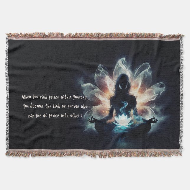 Yoga Instructor Meditation Pose Glühen Mist Lotus Decke (Vorderseite)