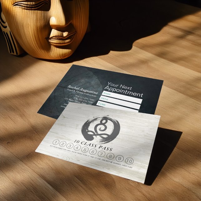 Yoga Instructor Meditor Pose Klasse Treue zum Yoga (Von Creator hochgeladen)