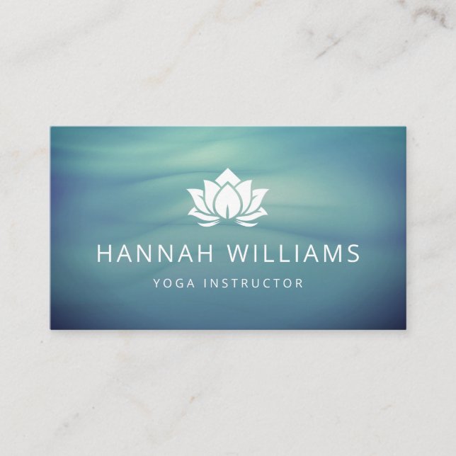Yoga Instructor Modern Lotus Blue Business Card Visitenkarte (Vorderseite)