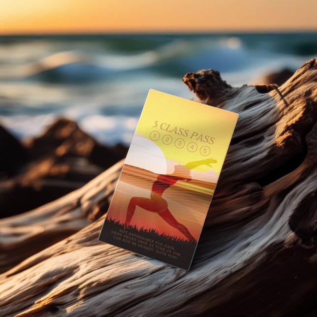 Yoga Instructor Sonnenuntergang Halbmond Pose 5 Cl Treuekarte (Von Creator hochgeladen)