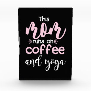 Yoga Lover   Diese Mama läuft auf Kaffee und Yoga Fotoblock