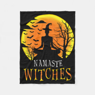 Yoga Lustiges Namaste Hexen Halloween Mädchen Frau Fleecedecke
