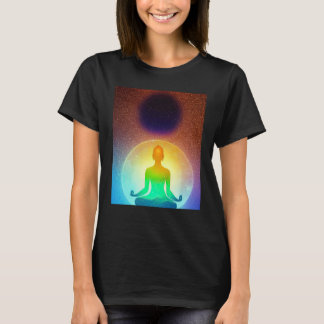 Yoga-Mädchen Weibliche Sonnengruß-Meditation Chakr T-Shirt