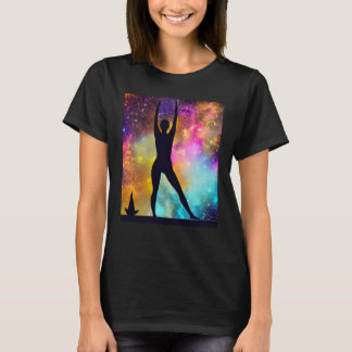 Yoga-Mädchen Weibliche Sonnengruß-Meditation Chakr T-Shirt