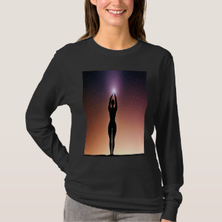 Yoga-Mädchen weibliche Sonnengruß-Meditation Chakr T-Shirt
