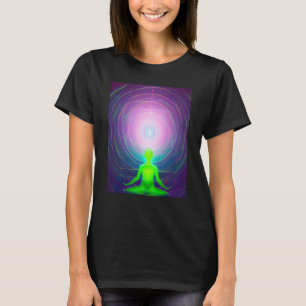 Yoga-Mädchen weibliche Sonnengruß-Meditation Chakr T-Shirt