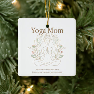 Yoga-Mama atmet durch die Mutterschaft Keramikornament
