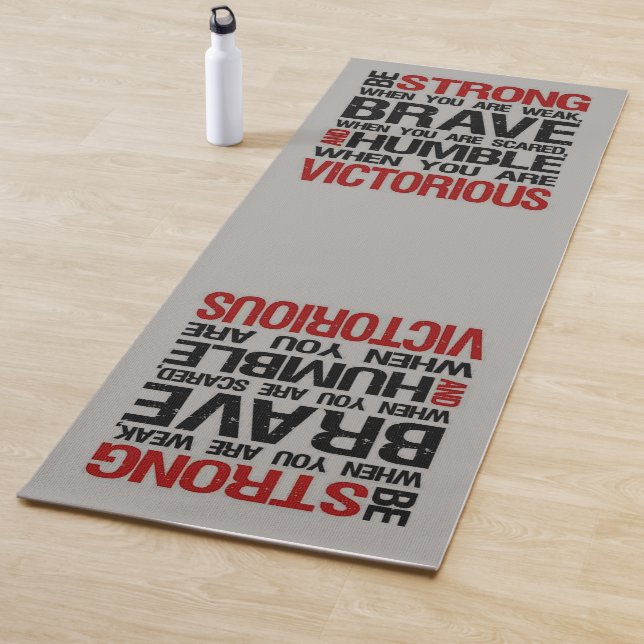 Yoga Mat übt starkes, tapferes, bescheidenes Zitat Yogamatte (Beispiel)