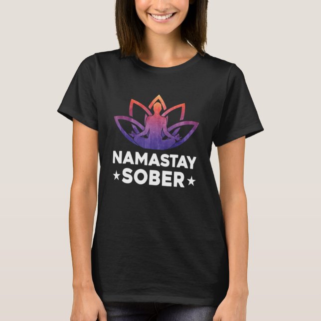 Yoga Meditate Exhale Inhale Tipsy Drinking Namasta T-Shirt (Vorderseite)
