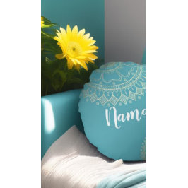 Yoga Meditation Instructor Green Blue Gold Mandala Rundes Kissen