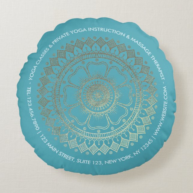 Yoga Meditation Instructor Green Blue Gold Mandala Rundes Kissen (Vorderseite)