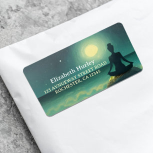 Yoga Meditation Pose auf Rock Full Moon Stars Nigh Adressaufkleber