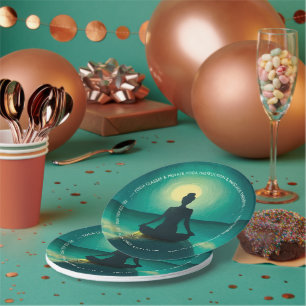 Yoga Meditation Pose auf Rock Full Moon Stars Nigh Pappteller