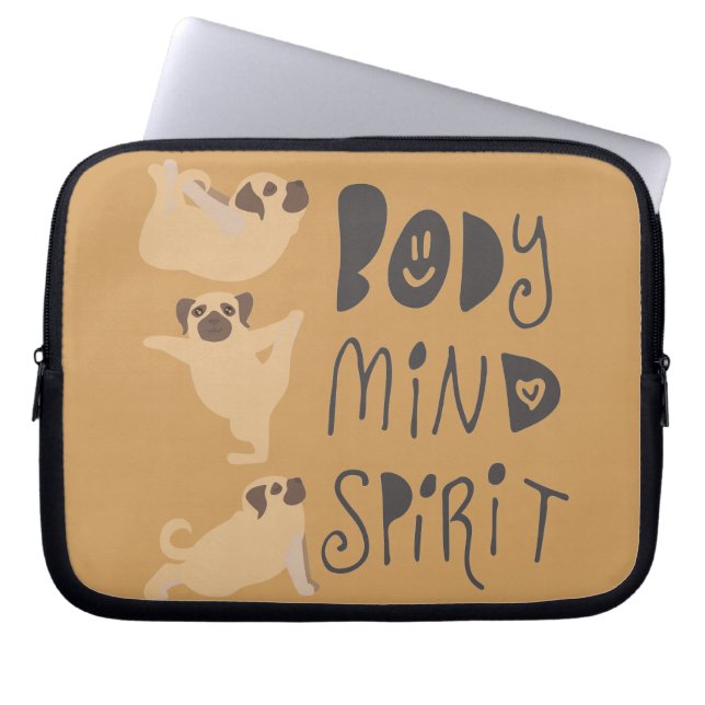 Yoga-Möpse Laptopschutzhülle (Vorderseite)