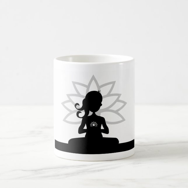 Yoga-Silhouette-Kaffee-Tasse Tasse (Mittel)