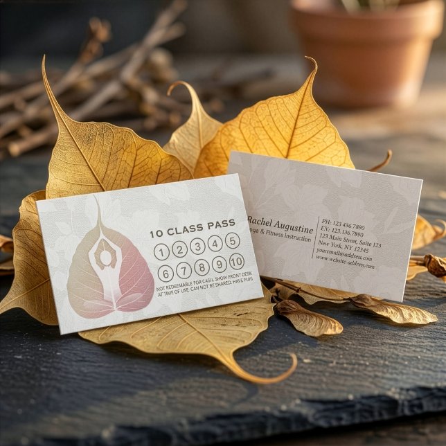 Yoga Studio Class Pass Meditation Pose Bodhi Leaf Treuekarte (Von Creator hochgeladen)