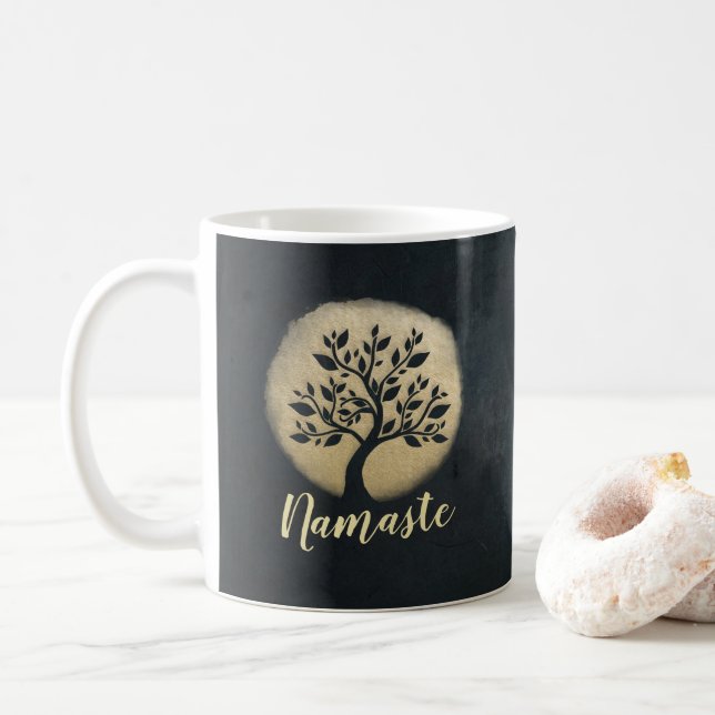 Yoga Studio Meditation Instructor Black Gold Tree Kaffeetasse (Mit Donut)