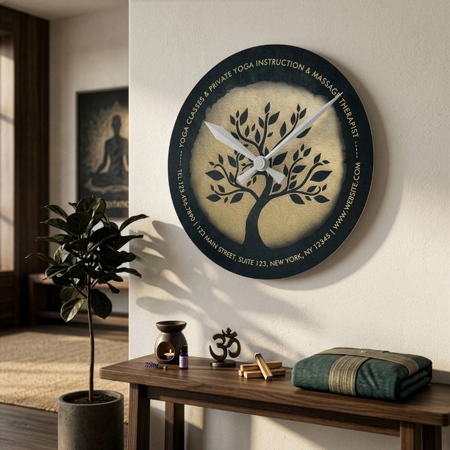 Yoga Studio Meditation Instructor Black Gold Tree Runde Wanduhr (Von Creator hochgeladen)