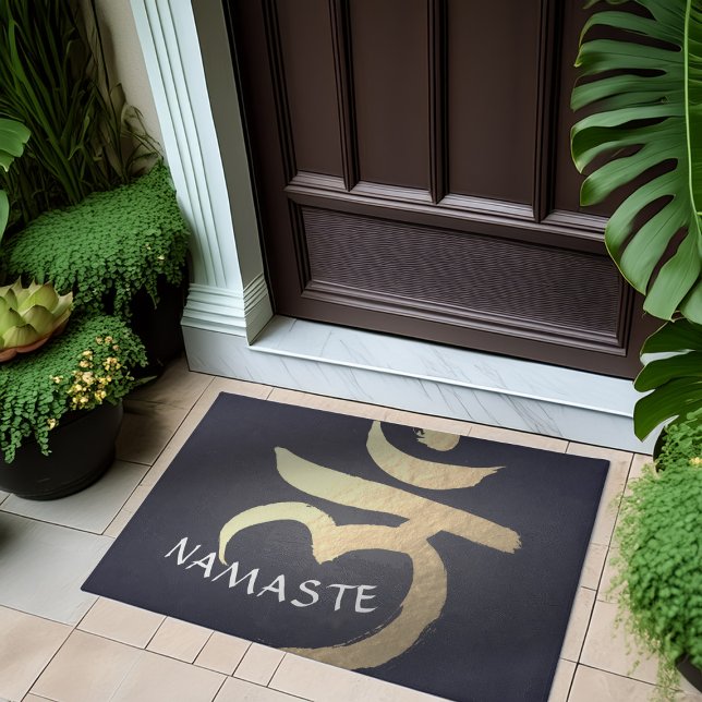 Yoga Studio Welcome Meditation Root Chakra Symbol Fußmatte (Von Creator hochgeladen)