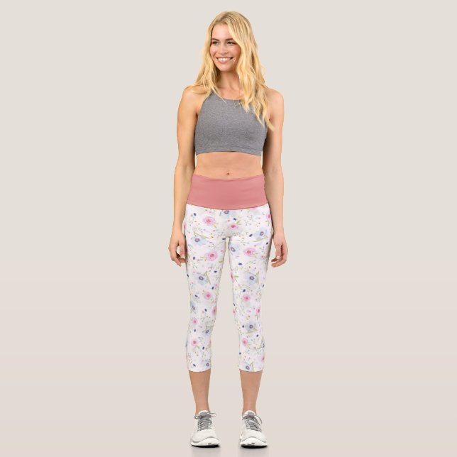 Yoga-Übung "Dainty Pink Purple Flowers" Capri Leggings (Vorderseite)