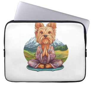 Yoga Yorkie � Lustiger meditierender Hund Laptopschutzhülle
