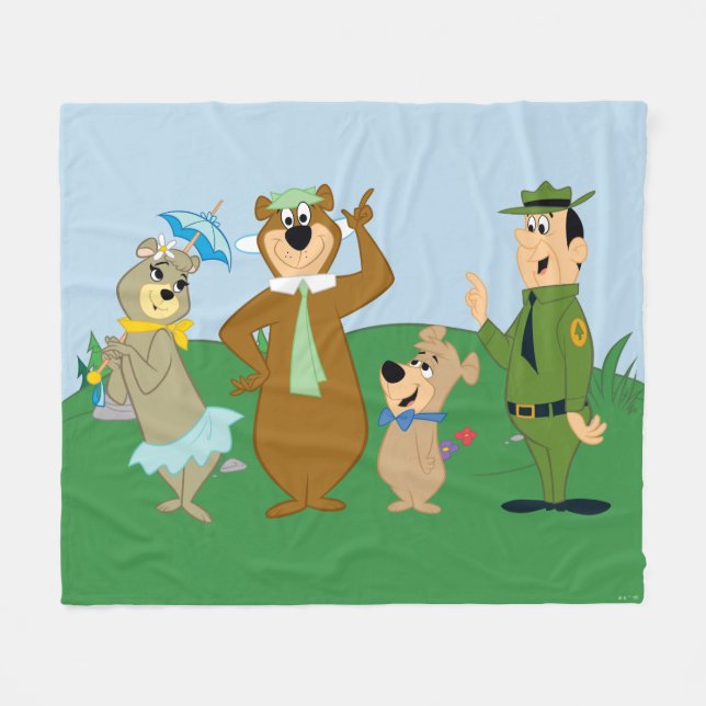 Yogi Bear and Friends Classic Pose Fleecedecke (Vorderseite (Horizontal))