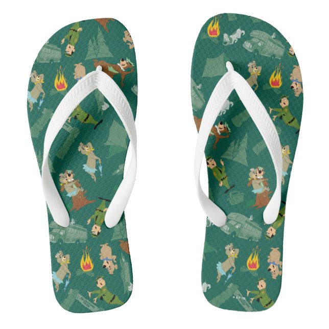Yogi Bear and Friends Jellystone Park Camp Muster Flip Flops (Fußbett)