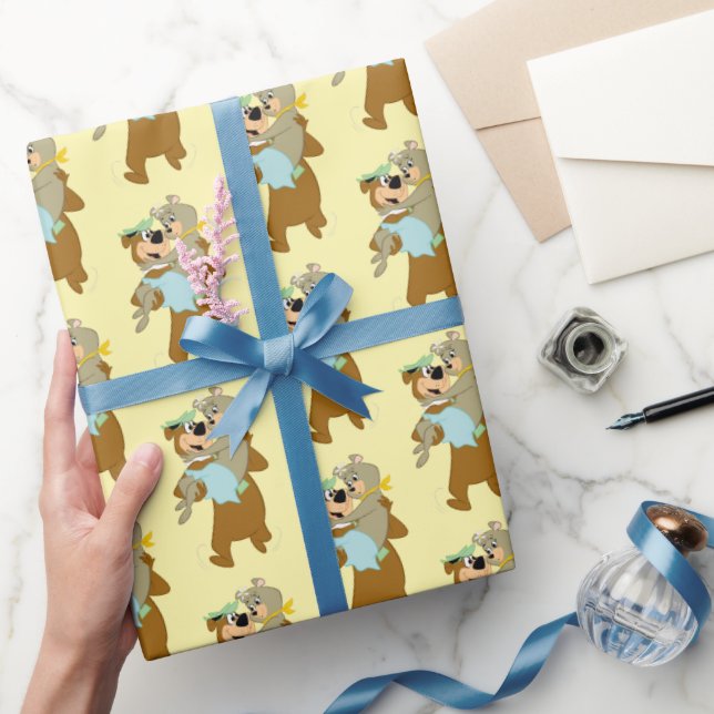 Yogi Bear Carry Cindy Bear Geschenkpapier (Schenken)