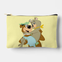 Yogi Bear Carry Cindy Bear