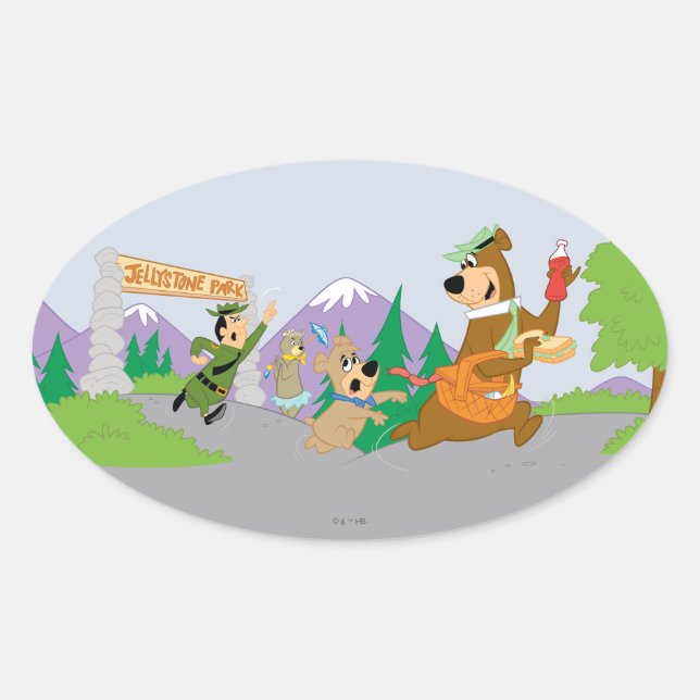 Yogi Bear's Great Picnic Basket Escape Ovaler Aufkleber (Vorderseite)