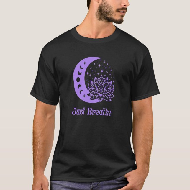 Yogi Purple Moon Phase Yoga Meditation Just Breath T-Shirt (Vorderseite)