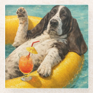 Yogi the Basset Hound Chilling at the Pool Glasuntersetzer