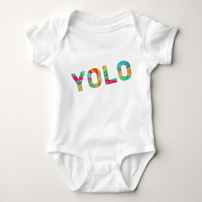 Yolo-Baby Baby Strampler (Vorderseite)