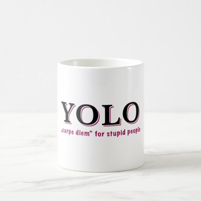 YOLO - Karpfen für Dummköpfe Tasse (Mittel)