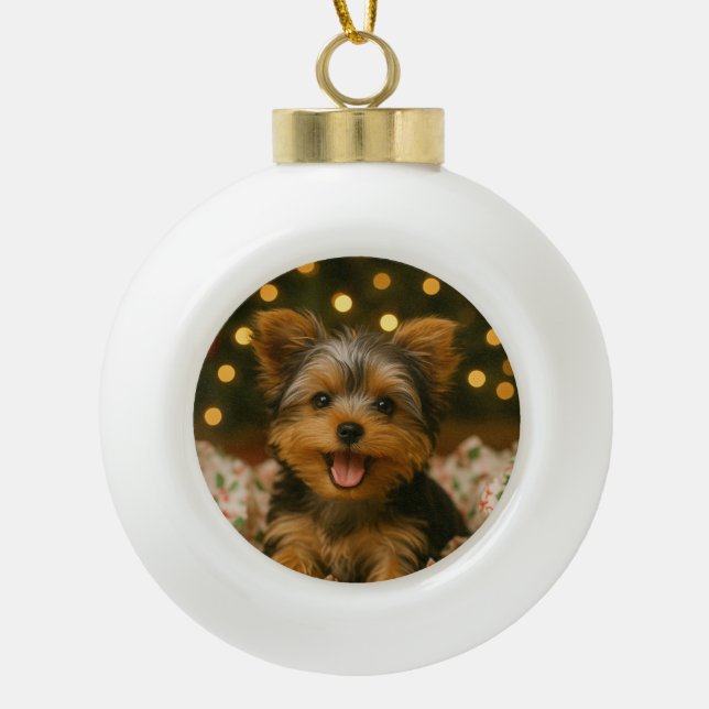 Yorkie Christmas Keramik Kugel-Ornament (Vorderseite)