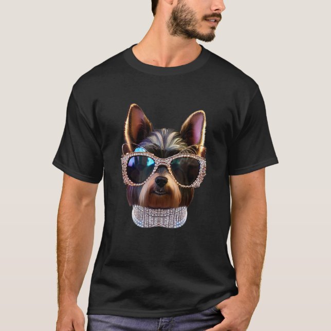 Yorkie dog wearing alot of diamonds and pearls 1 T-Shirt (Vorderseite)