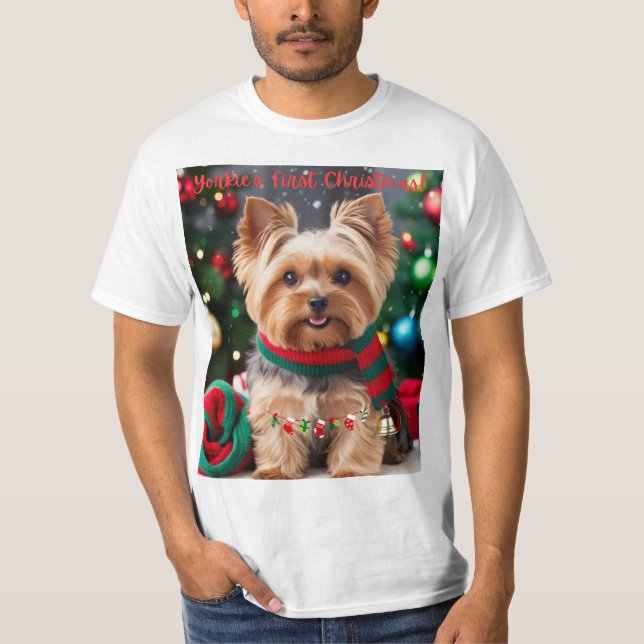Yorkie's erstes Weihnachten! T-Shirt (Vorderseite)