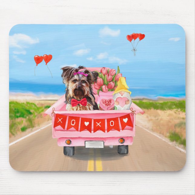 Yorkshire Terrier Dog Valentine's Day Truck Hearts Mousepad (Vorne)