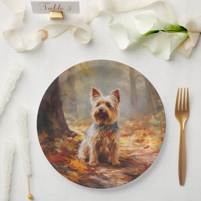 Yorkshire Terrier im Herbstfall Inspiriert Pappteller (Hochzeit)