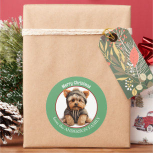 Yorkshire Terrier Puppy im Winter Hoodie Runder Aufkleber