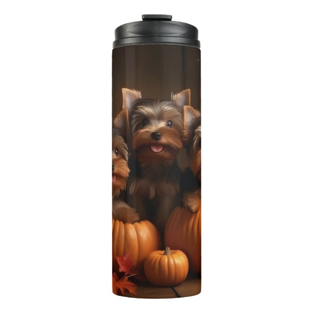 Yorkshire Terrier Welppy Autumn Delight Pumpkin Thermosbecher (Vorderseite)