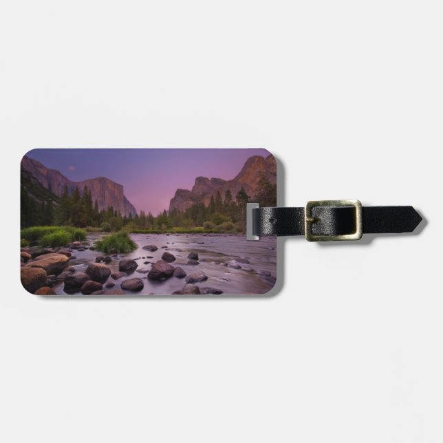 Yosemite Nationalpark an der Dämmerung Gepäckanhänger (Vorderseite horizontal)