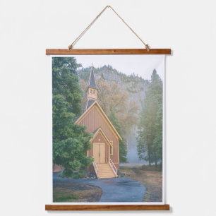 Yosemite-Nationalpark-Kapelle Wandteppich Mit Holzrahmen
