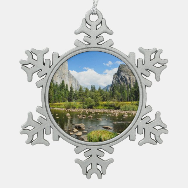 Yosemite Nationalpark Tal-Ansicht Schneeflocken Zinn-Ornament (Vorderseite)