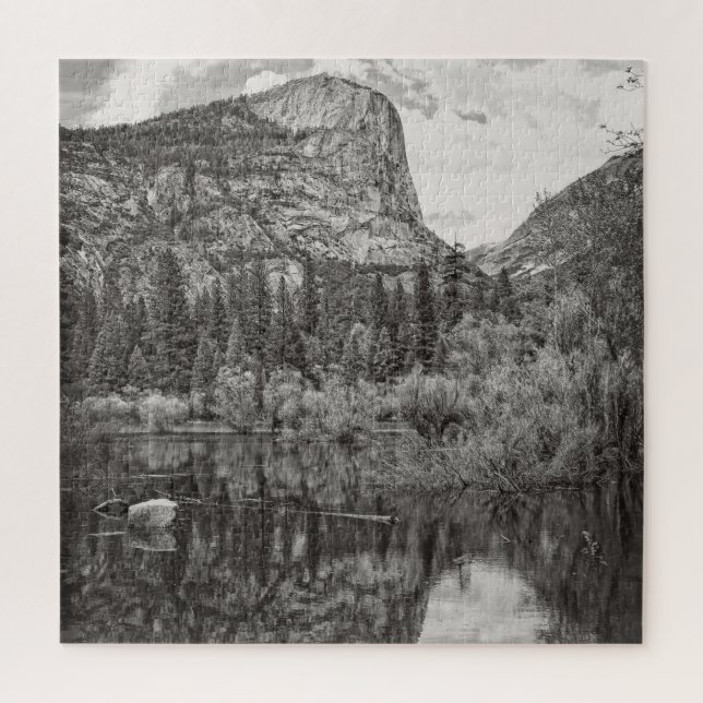 Yosemite North Dome - Mirror Lake - 20x20 - 676 pc Puzzle (Vertikal)