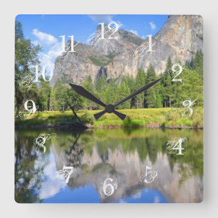 Yosemite Reflection Quadratische Wanduhr