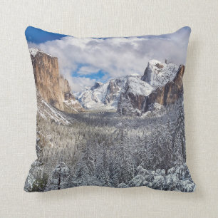 Yosemite-Tal im Schnee Kissen